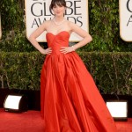 Zooey Deschanel Oscar de la Renta